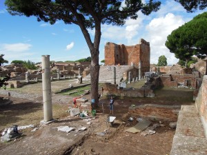 Ostia 2012 kap II GRABUNG (174)